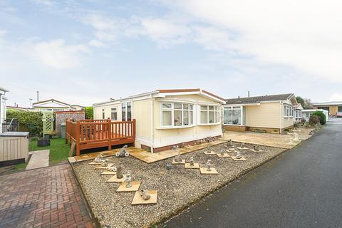 2 bedroom park home for sale, Willow Drive, Oaktree Park, Locking, Weston-Super-Mare, BS24