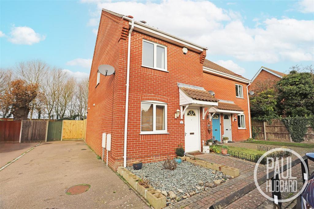 Noahs Drive, Kessingland, NR33 3 bed house for sale £230,000