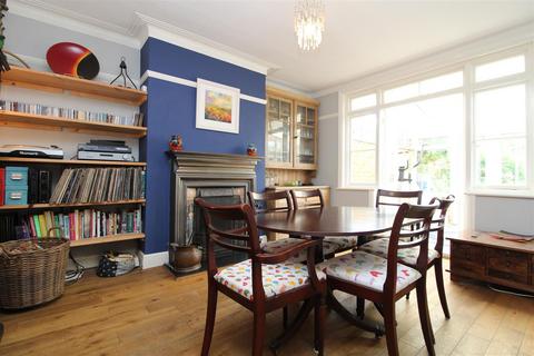 14 Brassey Avenue, Broadstairs, CT10 2DS