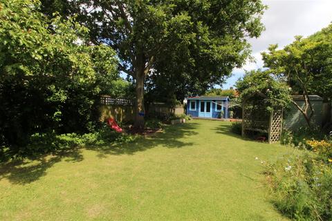 14 Brassey Avenue, Broadstairs, CT10 2DS