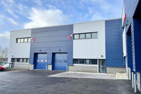 Industrial unit to rent, Unit 8 Winchester Hill Business Park, Winchester Hill, Romsey, SO51 7UT