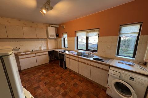 3 bedroom terraced house for sale - Albert Walk, Shipley, West Yorkshire