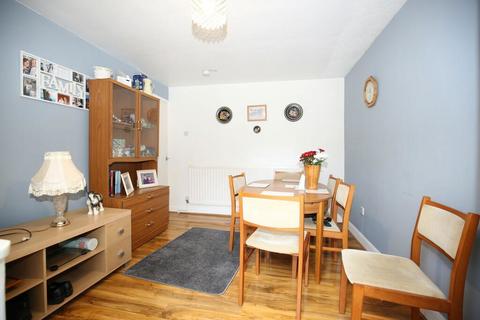 2 Daintree Close, Southampton, SO19 0RX
