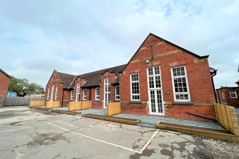 undefined, Hallgate, Cottingham HU16