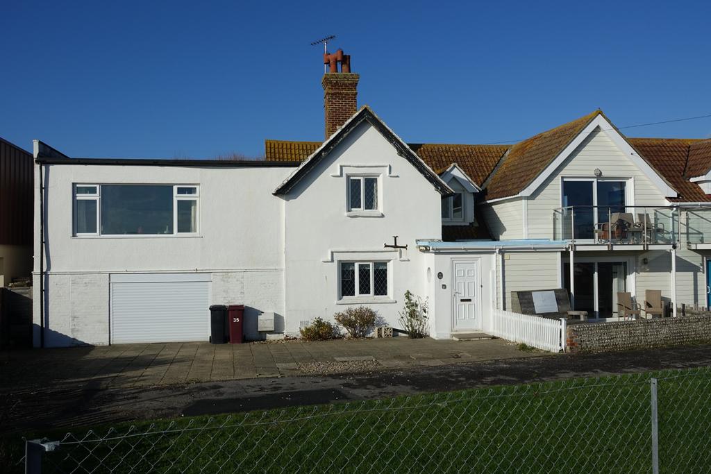 Albion Road, Selsey 3 bed semidetached house for sale £575,000