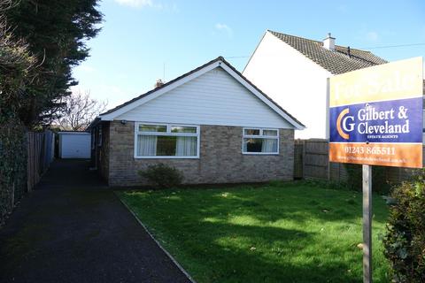 3 bedroom detached bungalow for sale - York Road, Selsey