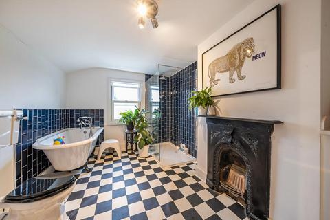 12 Albany Road, Chislehurst, BR7 6BG