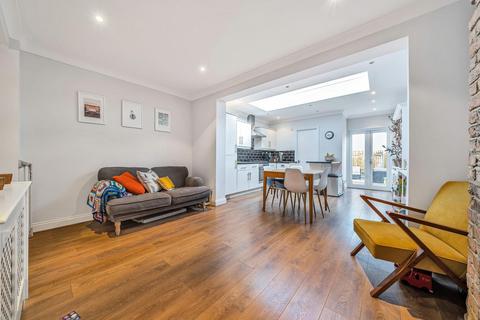 16 Queens Road, Chislehurst, BR7 5AZ