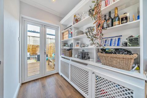 16 Queens Road, Chislehurst, BR7 5AZ
