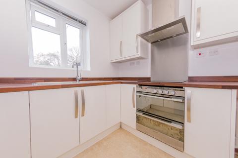 3 bedroom semi-detached house for sale, Allenby Gardens, Leeds