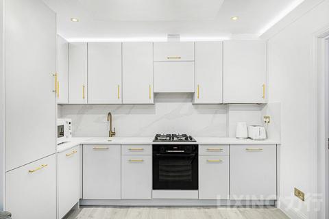 39 Raven Row, London, E1 2EG