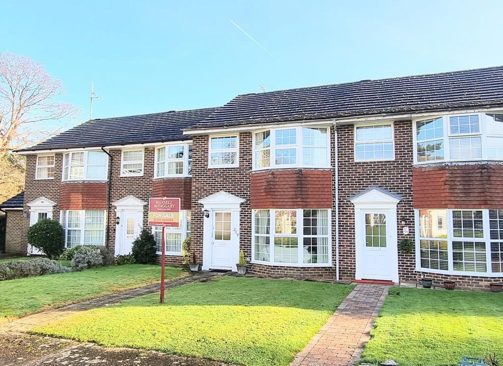 The Welkin, Lindfield, RH16 3 bed terraced house for sale £425,000