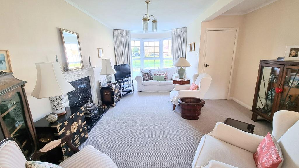 The Welkin, Lindfield, RH16 3 bed terraced house for sale £425,000