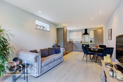 1 bedroom apartment to rent, Campden Road, South Croydon