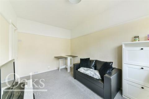 2 bedroom apartment for sale, Dickensons Lane, South Norwood