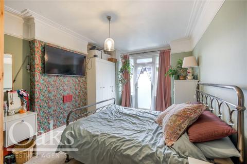 26a Burgoyne Road, London, SE25 6JT