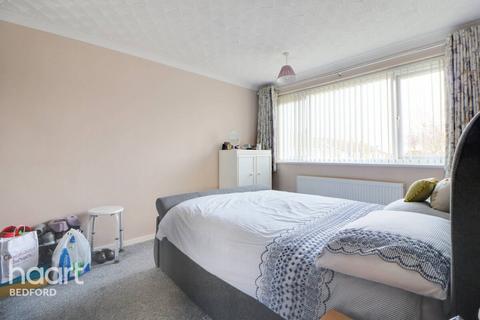 3 bedroom semi-detached house for sale, Lune Walk, Bedford