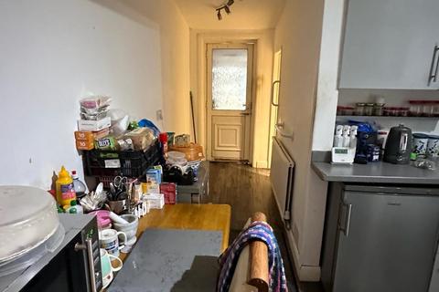 59 Adelaide Road, Southall, UB2 5PY