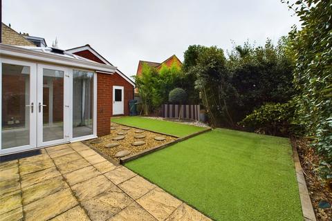 4 bedroom detached house to rent, Hunts Grove Drive, Hardwicke, Gloucester, Gloucestershire, GL2