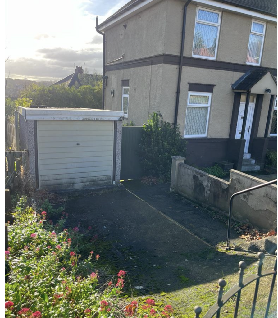 Southey Green Road, Sheffield, South... 3 bed semidetached house £