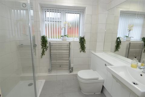 2 bedroom flat for sale - Ramsden Close, Birmingham B29