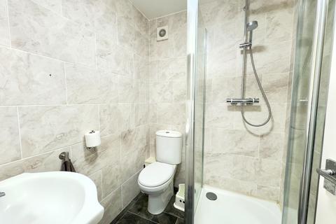 25 Badlow Close, Erith, DA8 3SA