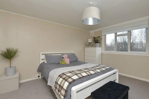 2 bedroom flat for sale - 2/3 Maidencraig Court, Blackhall, Edinburgh, EH4 2BQ