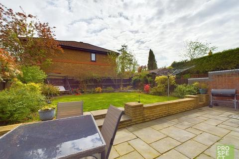 5 Broadrick Heath, Warfield, Bracknell, RG42 3SB