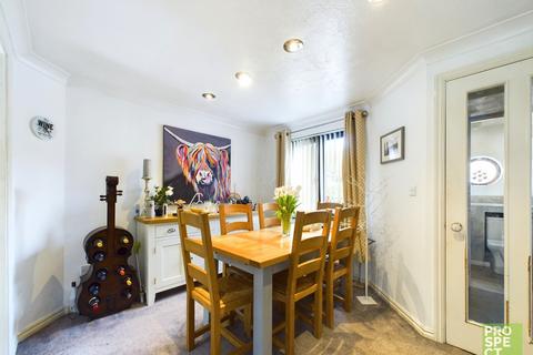 5 Broadrick Heath, Warfield, Bracknell, RG42 3SB