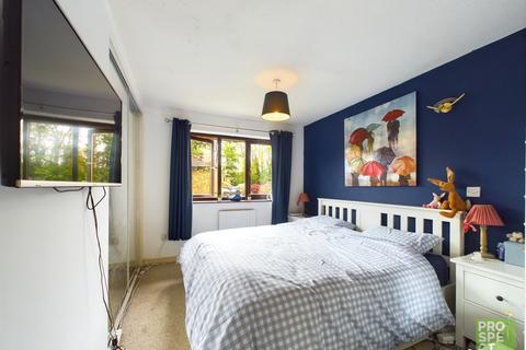 5 Broadrick Heath, Warfield, Bracknell, RG42 3SB