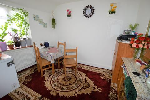 3 bedroom maisonette for sale - Greenford Avenue, Southall