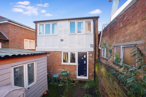 2 bedroom house to rent, Longport, Canterbury