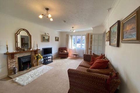 2 bedroom retirement property for sale, ALVESTON