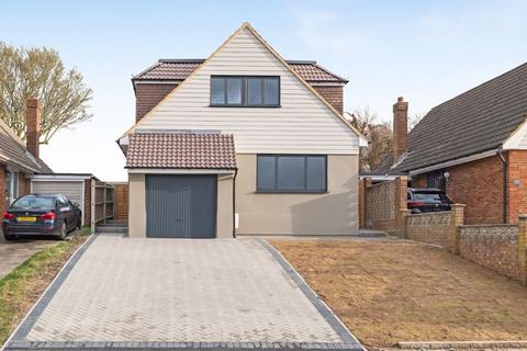 4 bedroom detached house for sale, Waring Drive, Orpington