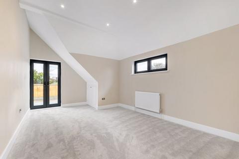 29 Waring Drive, Orpington, BR6 6DN