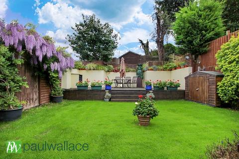 4 bedroom detached house for sale, The Spur, West Cheshunt