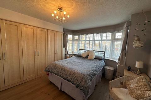 2 bedroom semi-detached bungalow for sale, Lodge Crescent, Orpington, Kent, BR6 0QG
