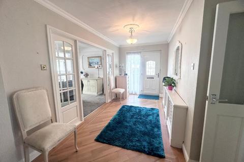 90 Lodge Crescent, Orpington, BR6 0QG
