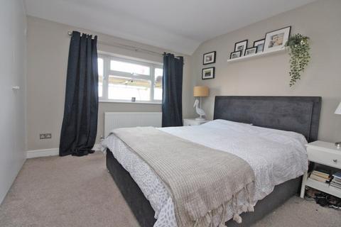 3 bedroom terraced house for sale - Pryor Road, Baldock, SG7