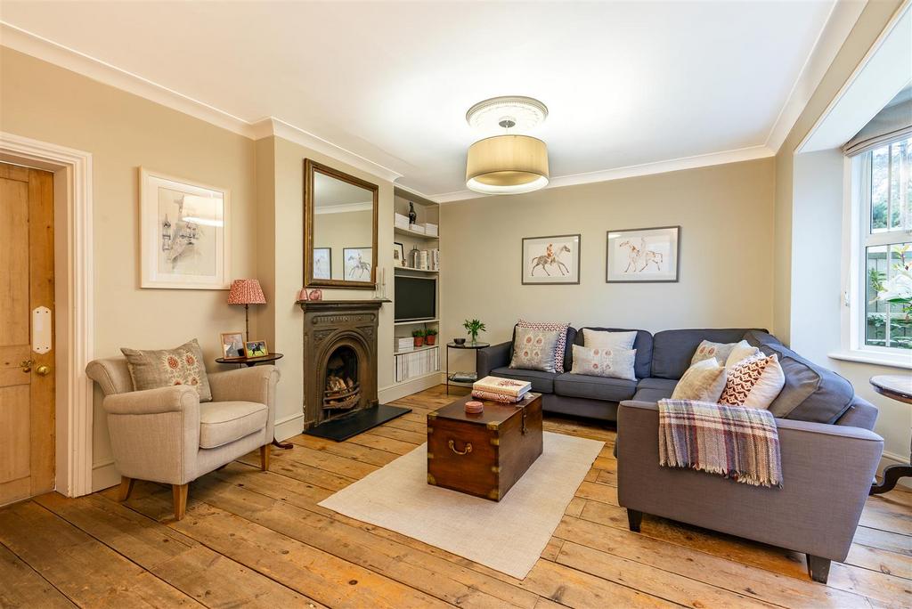 Cheapside Road, Ascot 4 bed detached house for sale £800,000