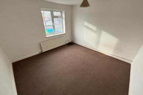 3 bedroom house to rent, LIQUORPOND STREET, BOSTON