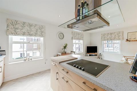 2 bedroom apartment for sale, St. Agnes Place, Chichester