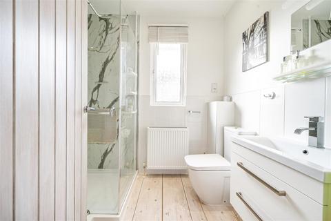 Kintyre Fore Street, Grampound, Truro, TR2 4QW
