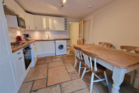 3 bedroom semi-detached house for sale, Bury Bar, Newent