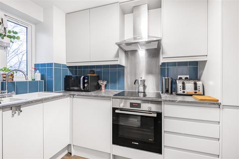 1 bedroom flat for sale, Kirkland Drive, Enfield, Enfield