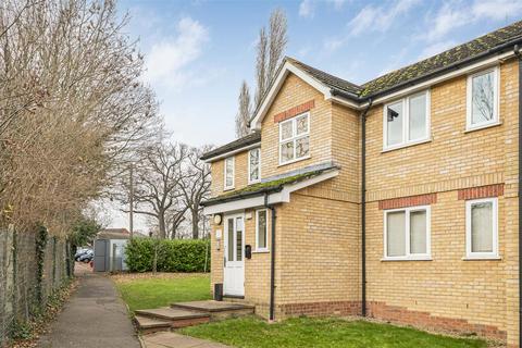 1 bedroom flat for sale, Kirkland Drive, Enfield