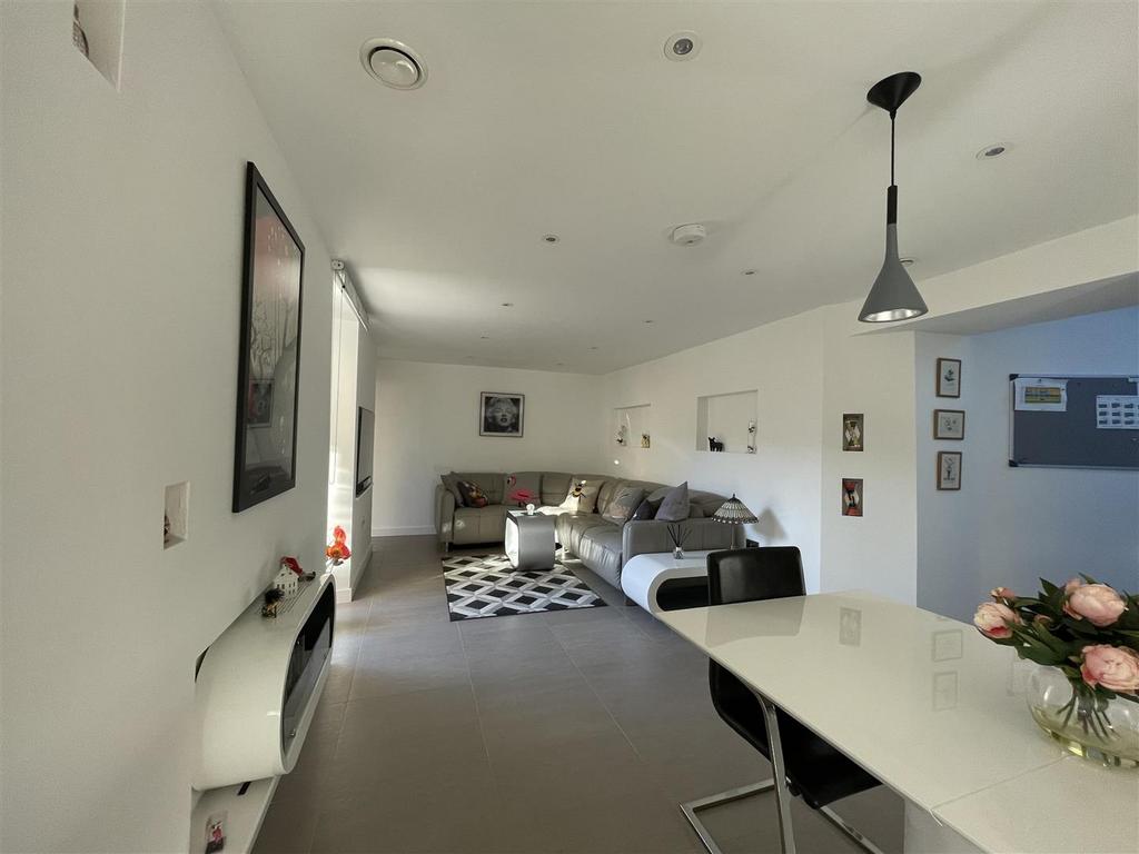 Lounge/Diner