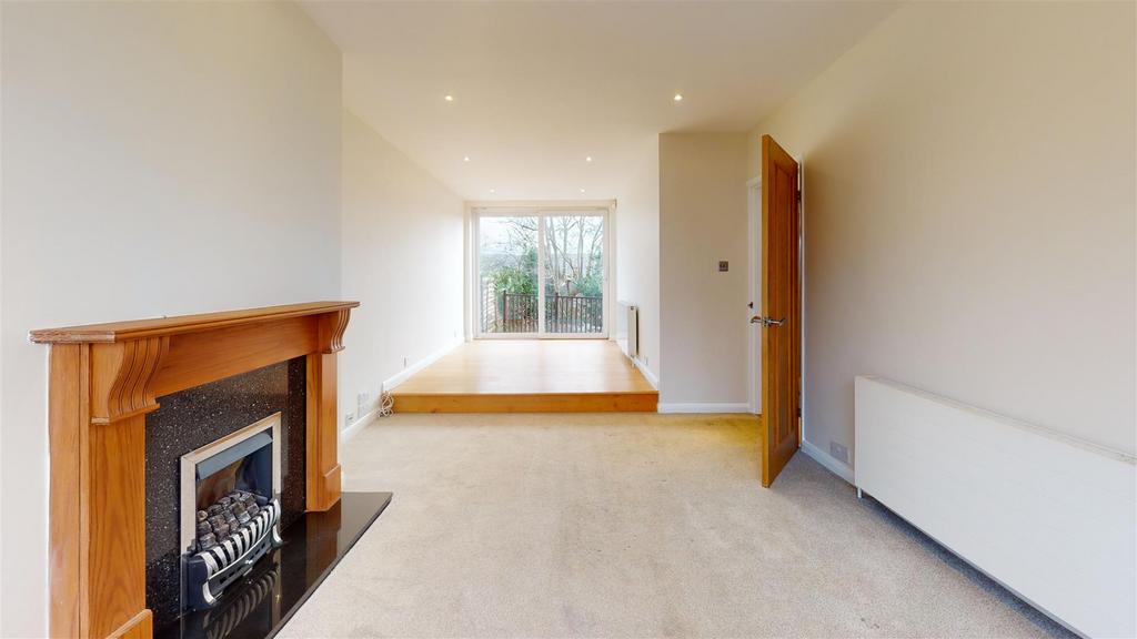 72-Wrenbeck-Drive-Living-Room.jpg