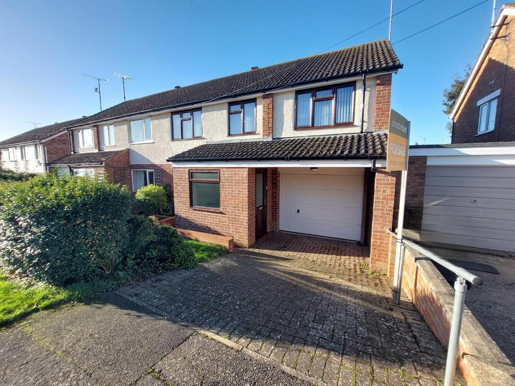 Barker Road, Earls Barton, Northamptonshire NN6 4 bed semidetached