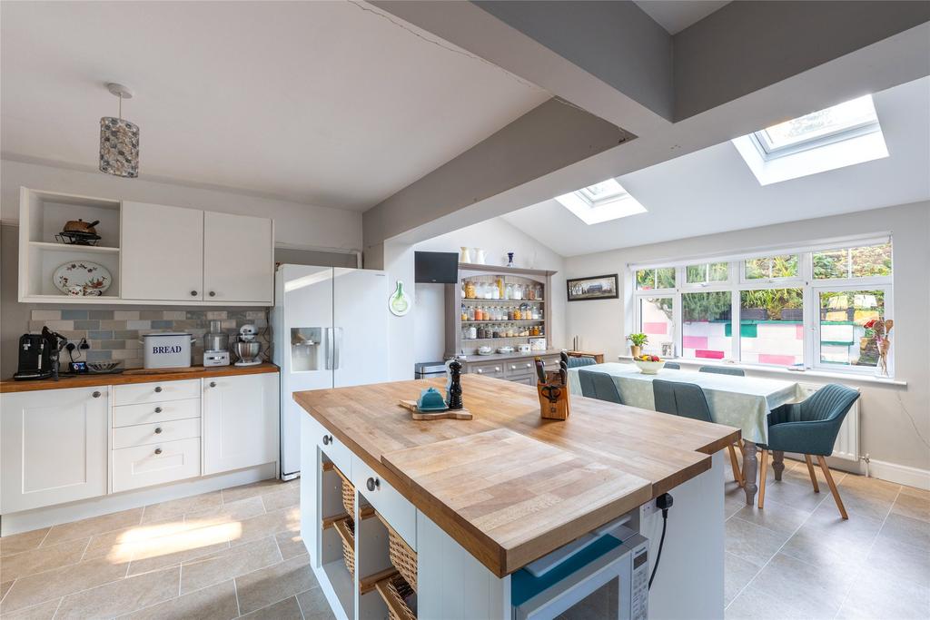 Overdale, Dorking, Surrey, RH5 4 bed semidetached house for sale £
